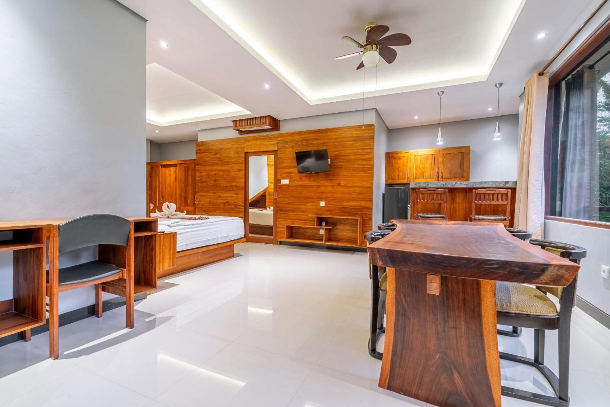 Maru Fortuna Villa By Moria تيغالالانغْ المظهر الخارجي الصورة