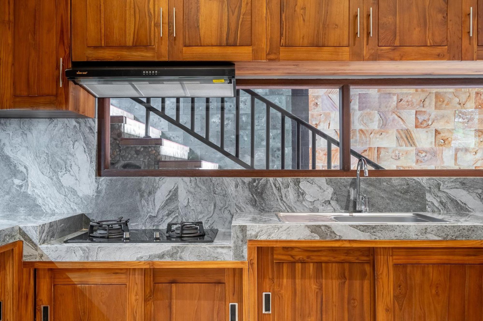 Maru Fortuna Villa By Moria تيغالالانغْ المظهر الخارجي الصورة